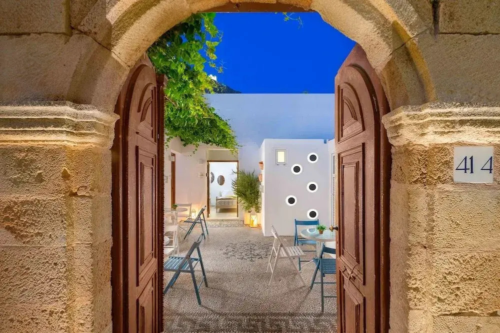 Lindos Citrin Studios