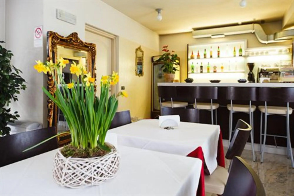 Sechi Hotel Milano with parking