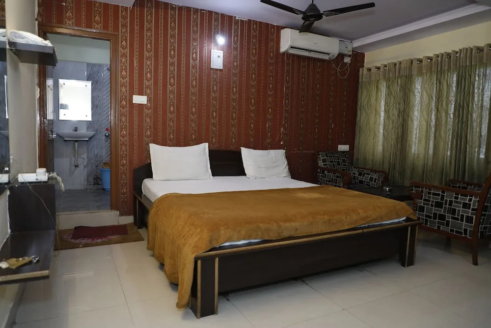 Hotel Maruthi Residency Inn L B Nagar