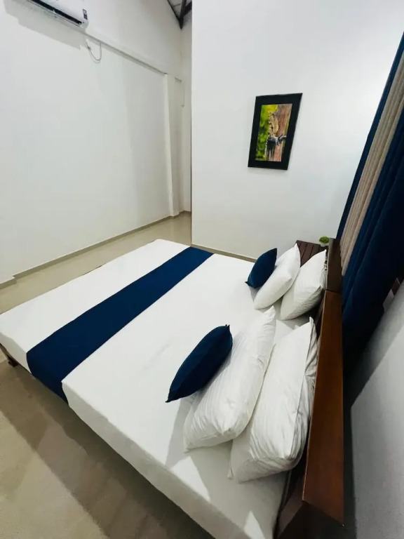 Yala Mangora Inn