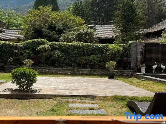 Jingdi Yoga Meditation Hotel