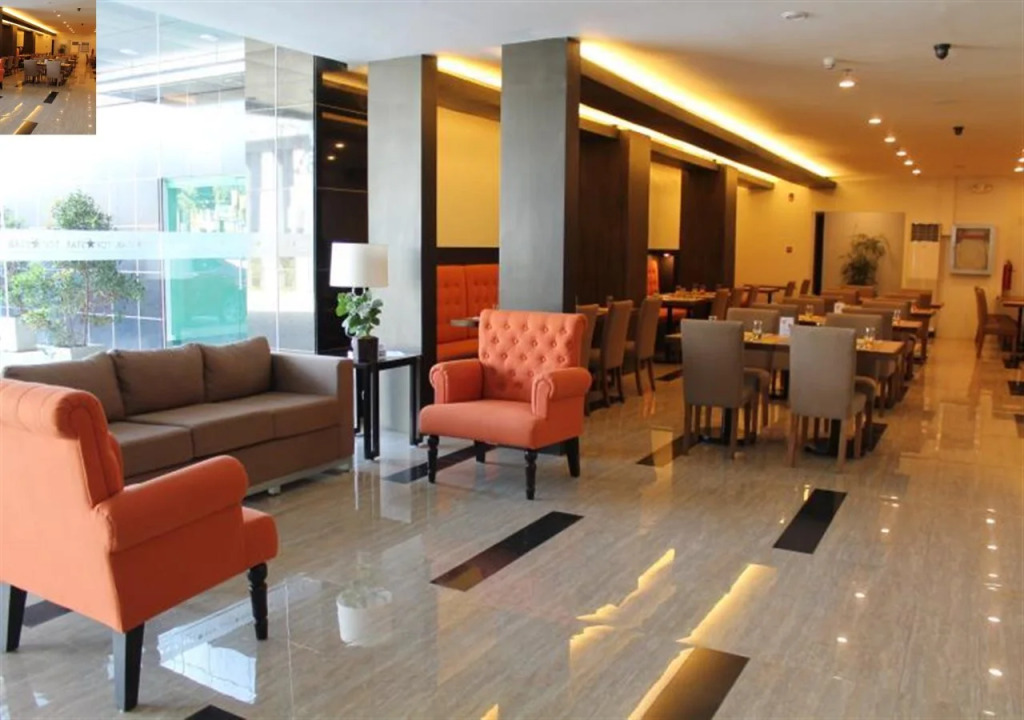 Top Star Hotel