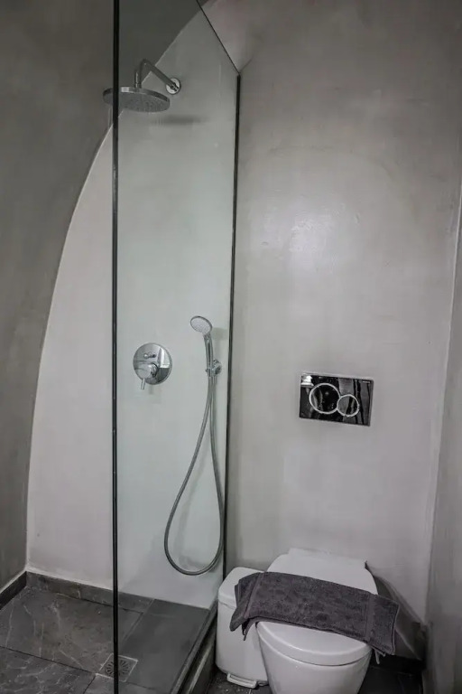 Xaravgi Resort Suites