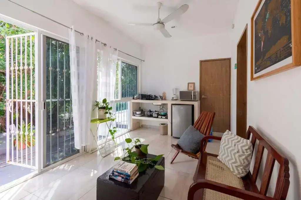 Carlota Guest House