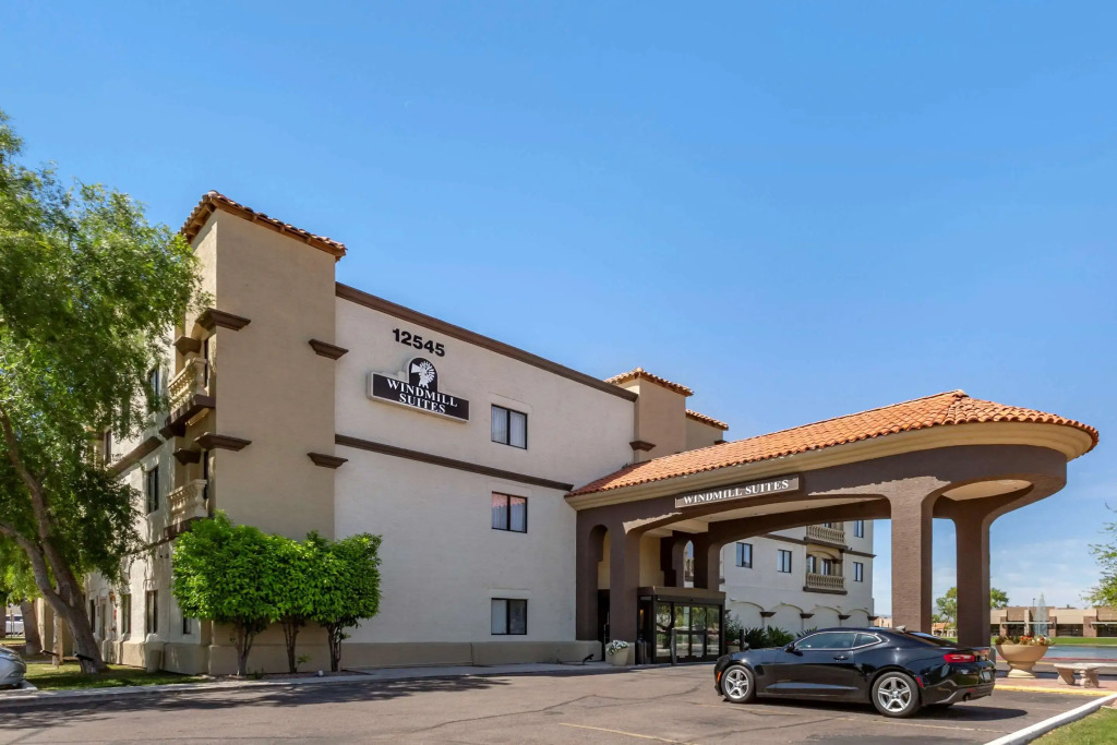 Windmill Suites Surprise - Phoenix, an Ascend Collection Hotel