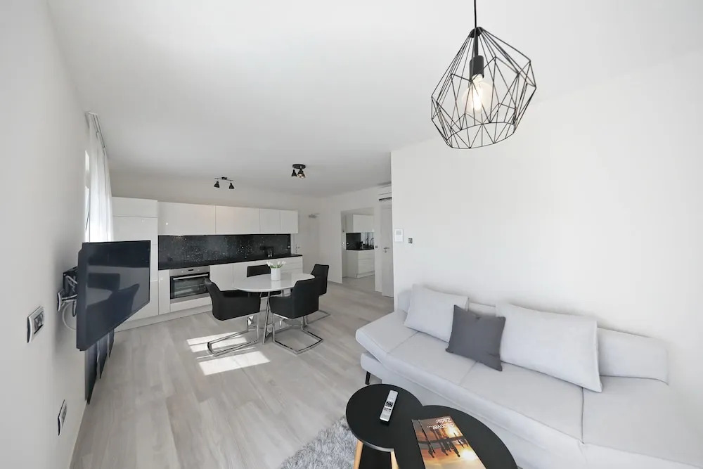 Luxury Majpruz Suites