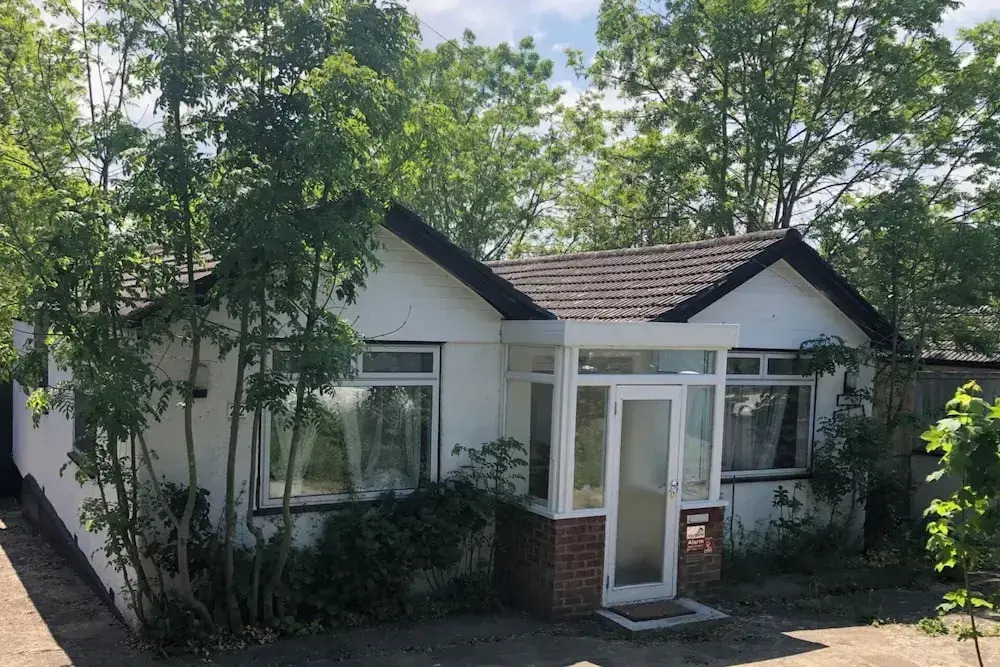 3 Bed Cottage Retreat - Private Garden & Parking