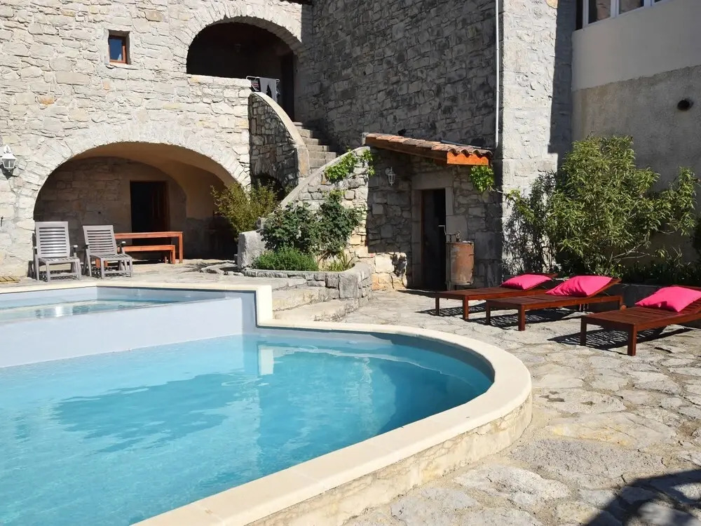 Vintage Holiday Home in Lanas With Swimming Pool