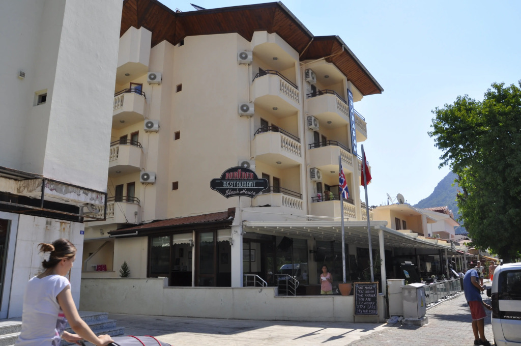 Babadan Hotel