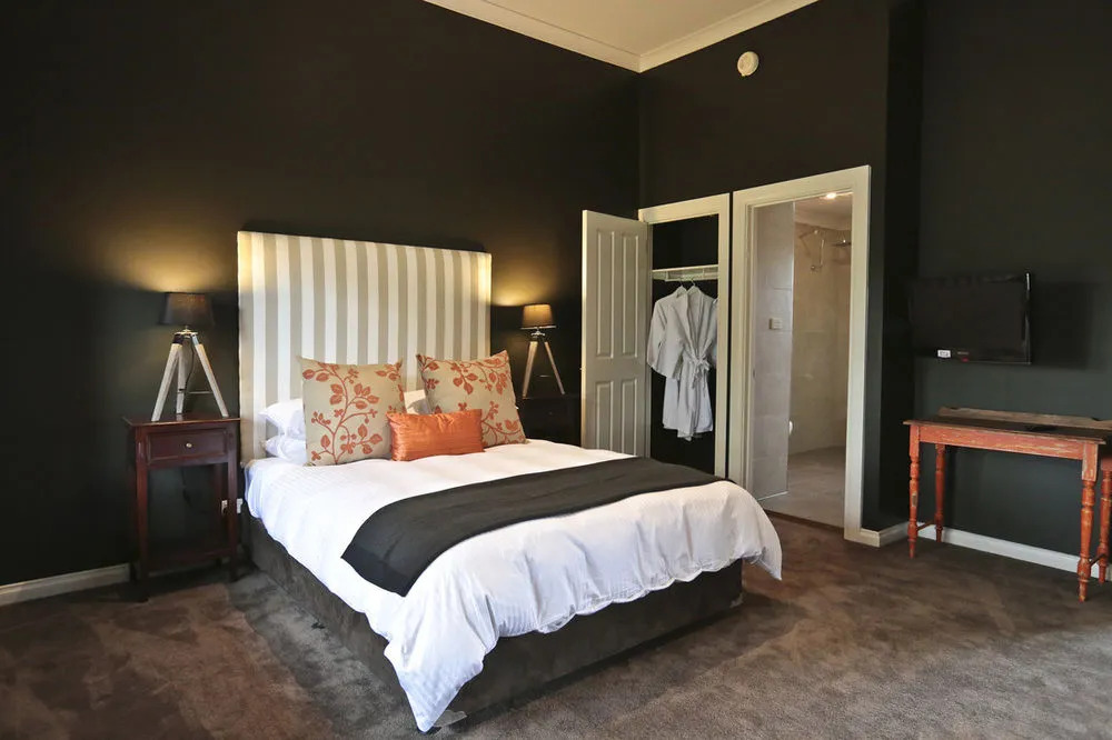 One Paddock Currency Creek Winery Villas