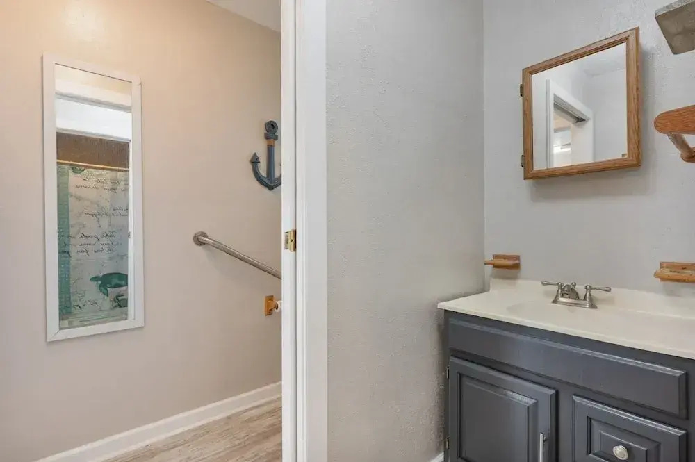 Lazy Lagoon 1 Bedroom Home