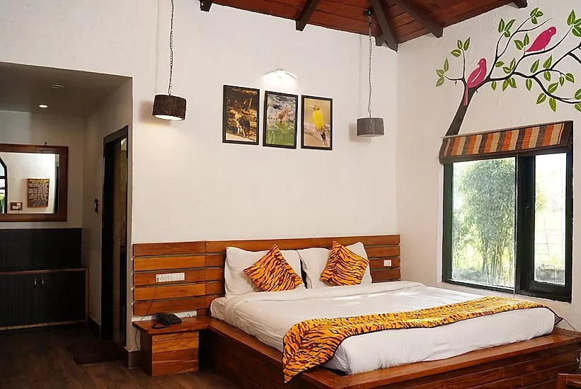 Corbett Machaan Resort