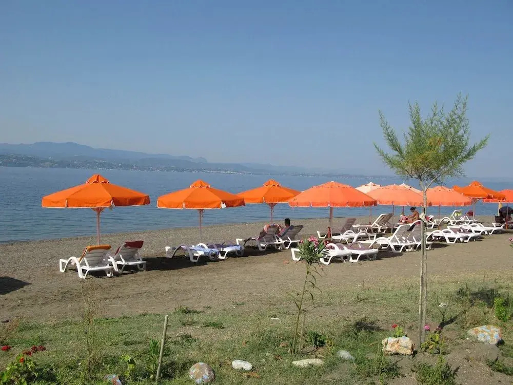 Akrogiali Beach Rooms