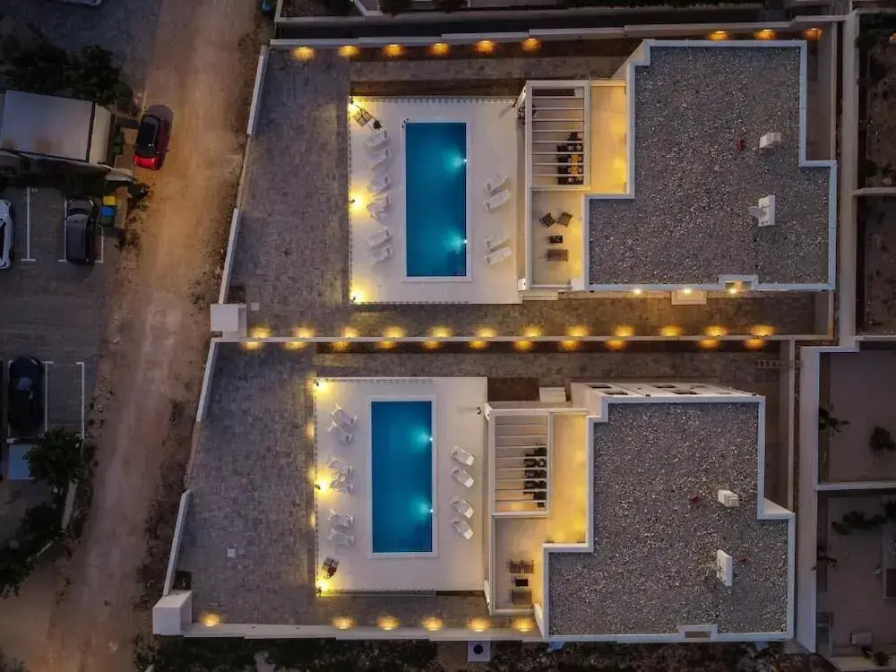 Luxury Villas Paradise