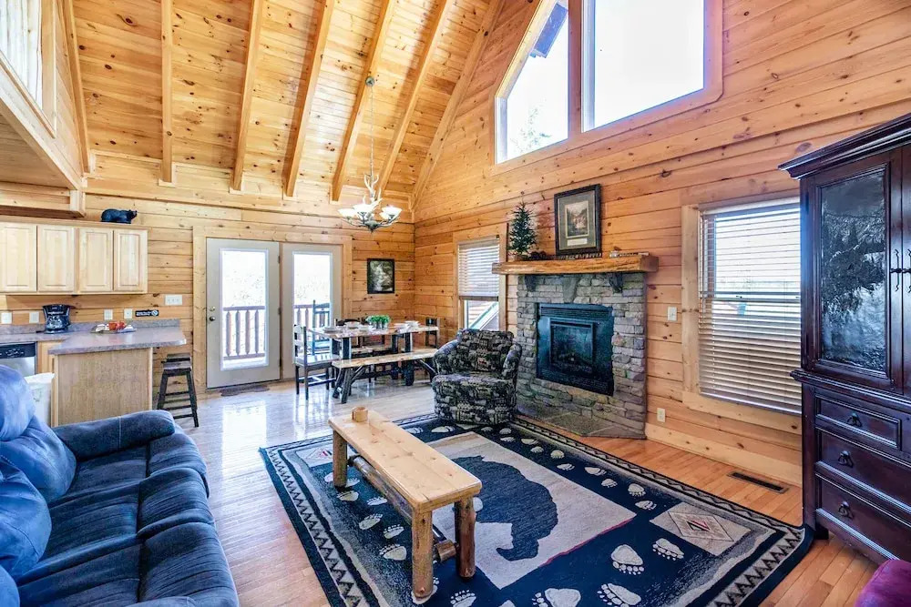 SmokyStays 5 Bedroom Cabin