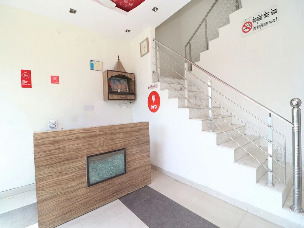 OYO 12664 Hotel Kailash Regency
