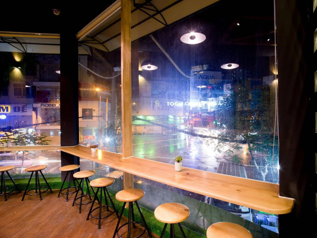 Saigon Night Hotel
