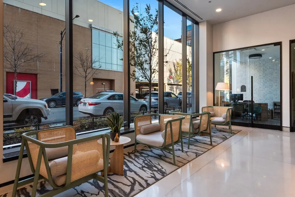 Unforgettable Stay High End 2BR Easy City Access