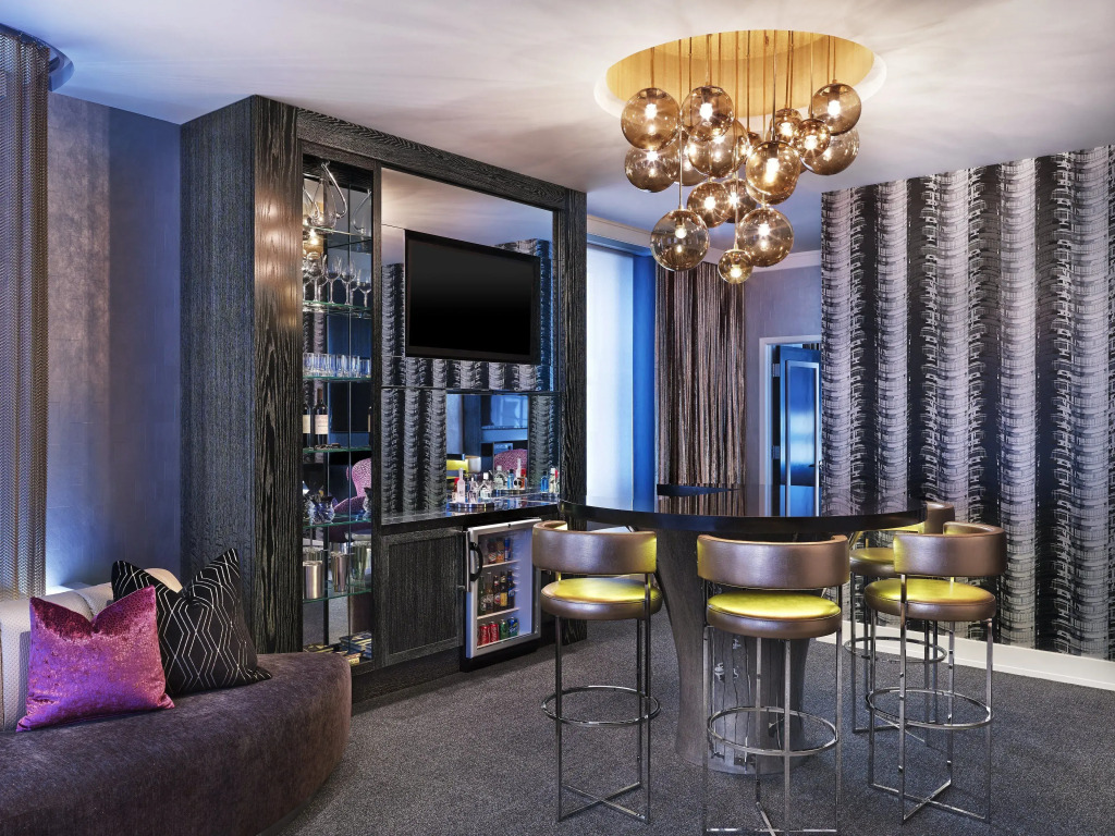 THE MIDLAND HOTEL, Chicago, a Tribute Portfolio Hotel