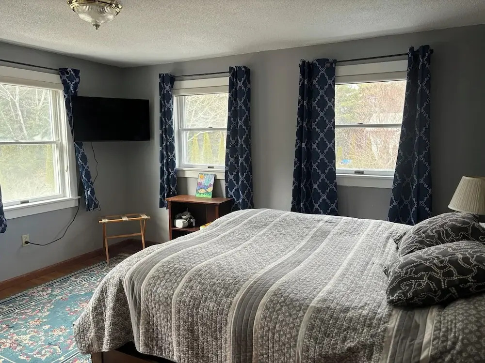 Christmas Cove Inn