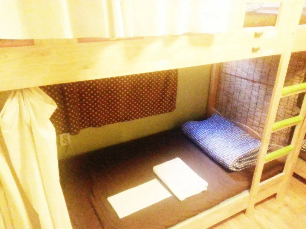 Bunk Backpackers Guesthouse