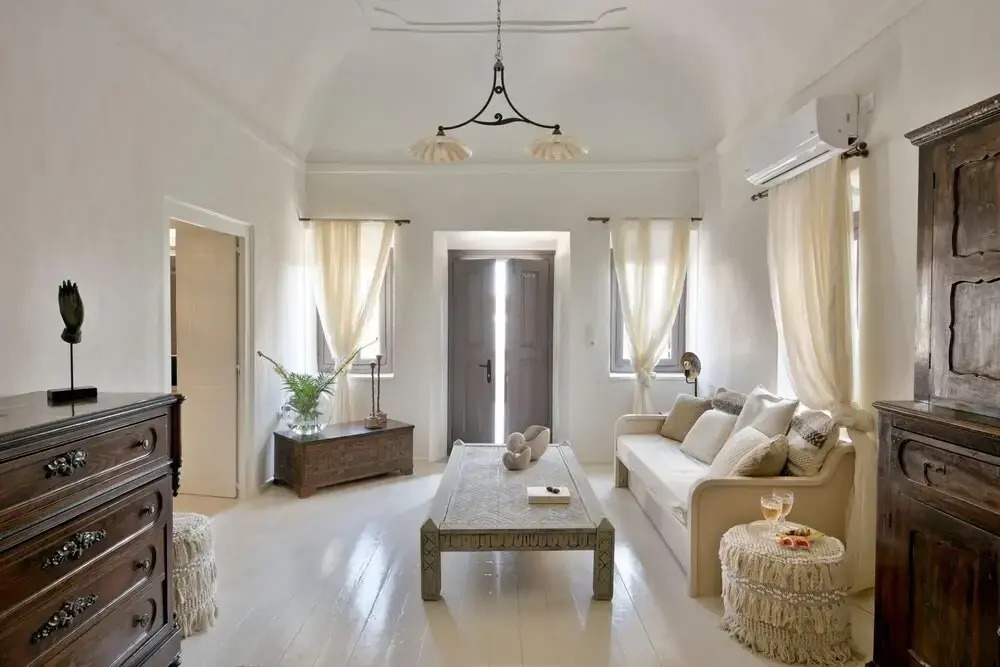 Alia Mansion by K&K
