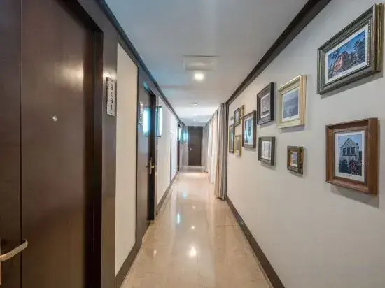 Qiye Shuxia Hotel