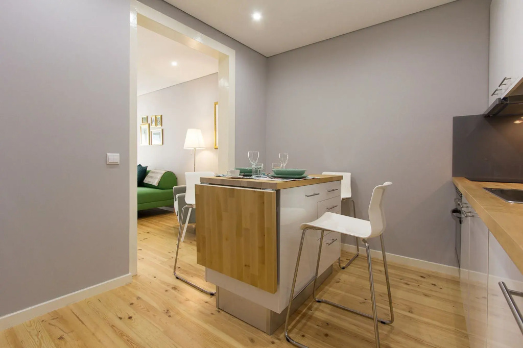 Room Atalaia - Bairro Alto