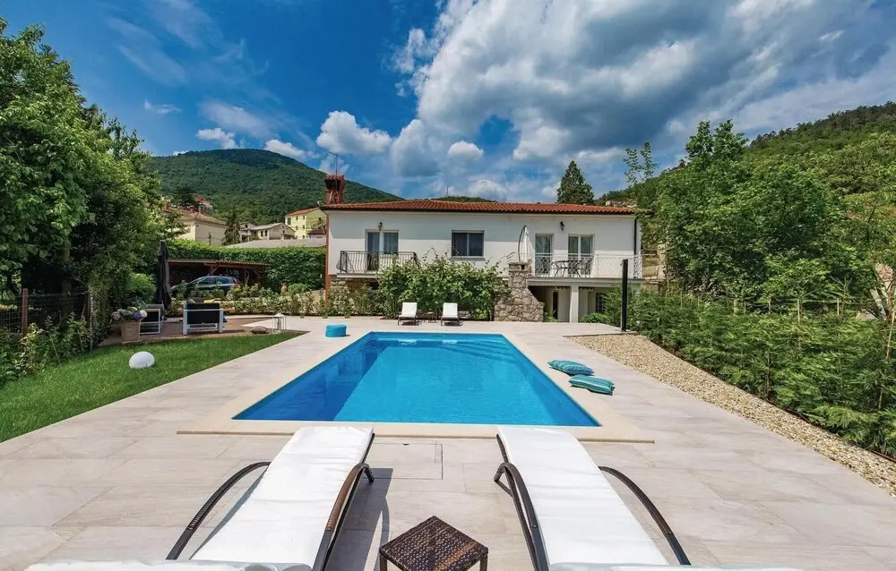 Luxurious Home In Matulji