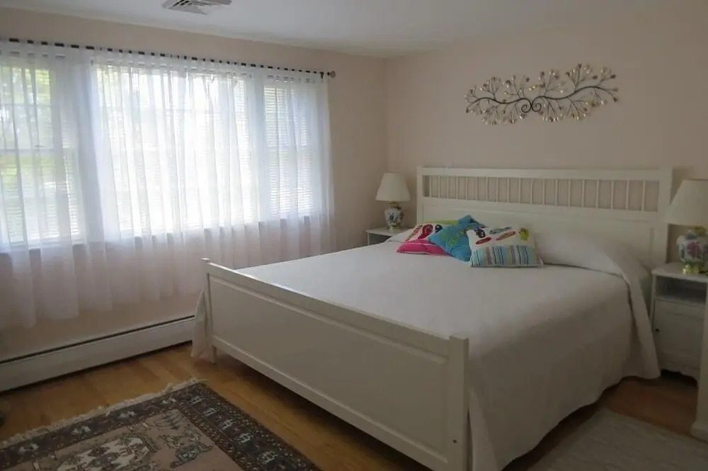 305 Ridgevale Road - Four Bedroom House