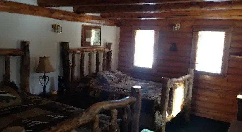 Sportsmans Cabin