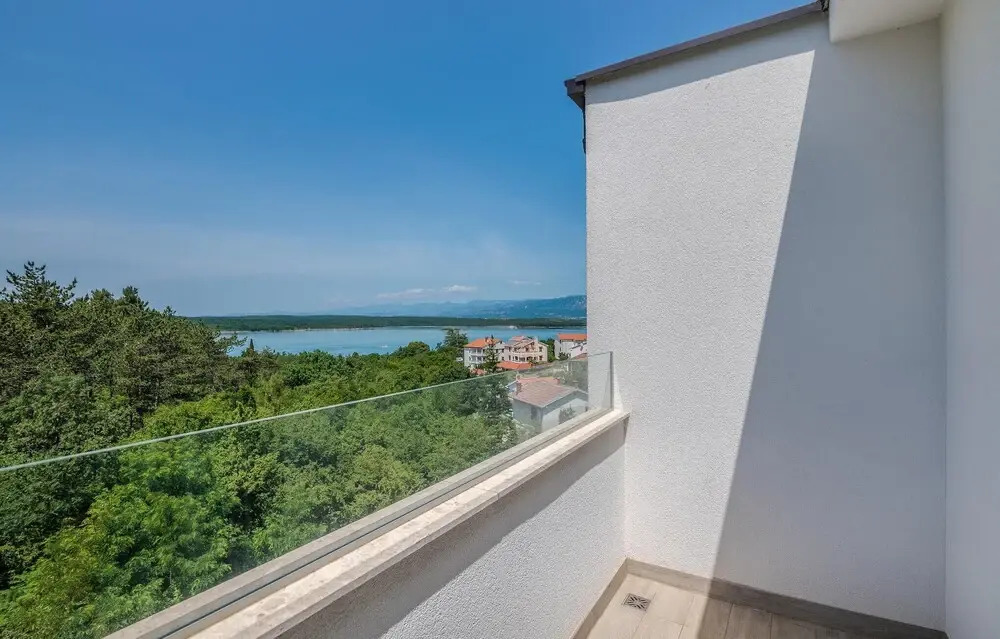 Stunning Home In Klimno With Wifi