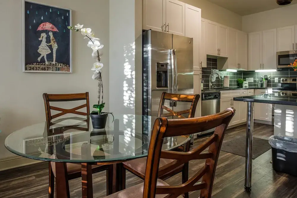 Turtle Creek Apartments by Frontdesk