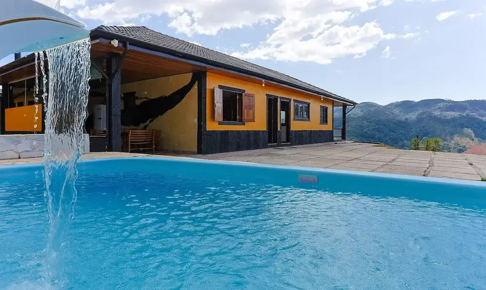 Casa 3Q completa c/ Piscina e Churrasq. DOJ0690