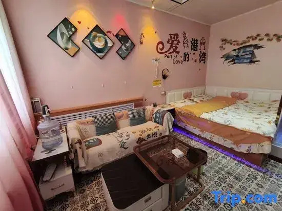 Huining Zero Distance Homestay