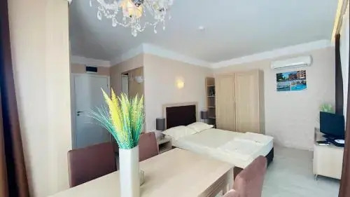 Bratanov Studio in Complex Harmony Suites 8