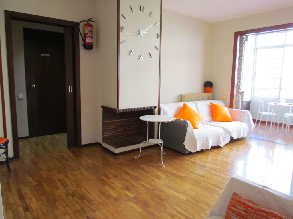 Barcelona City Seven Hostal