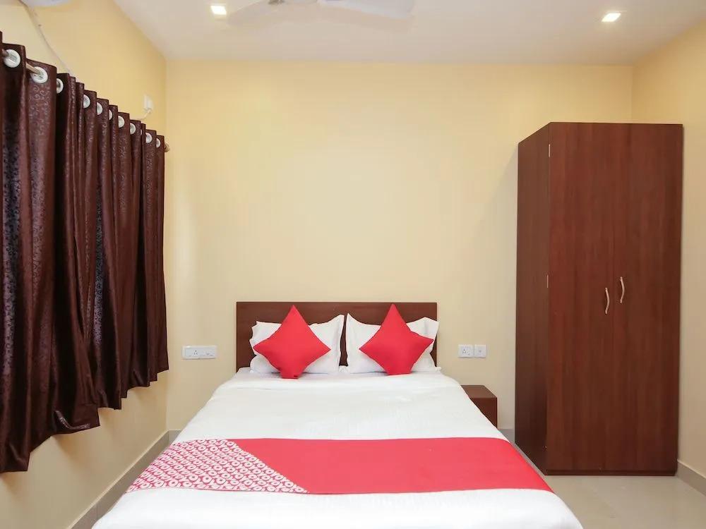 OYO 650 Flagship Gokul VIP Road