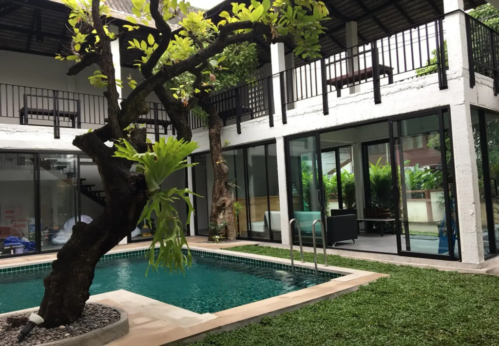 Sathu Hotel