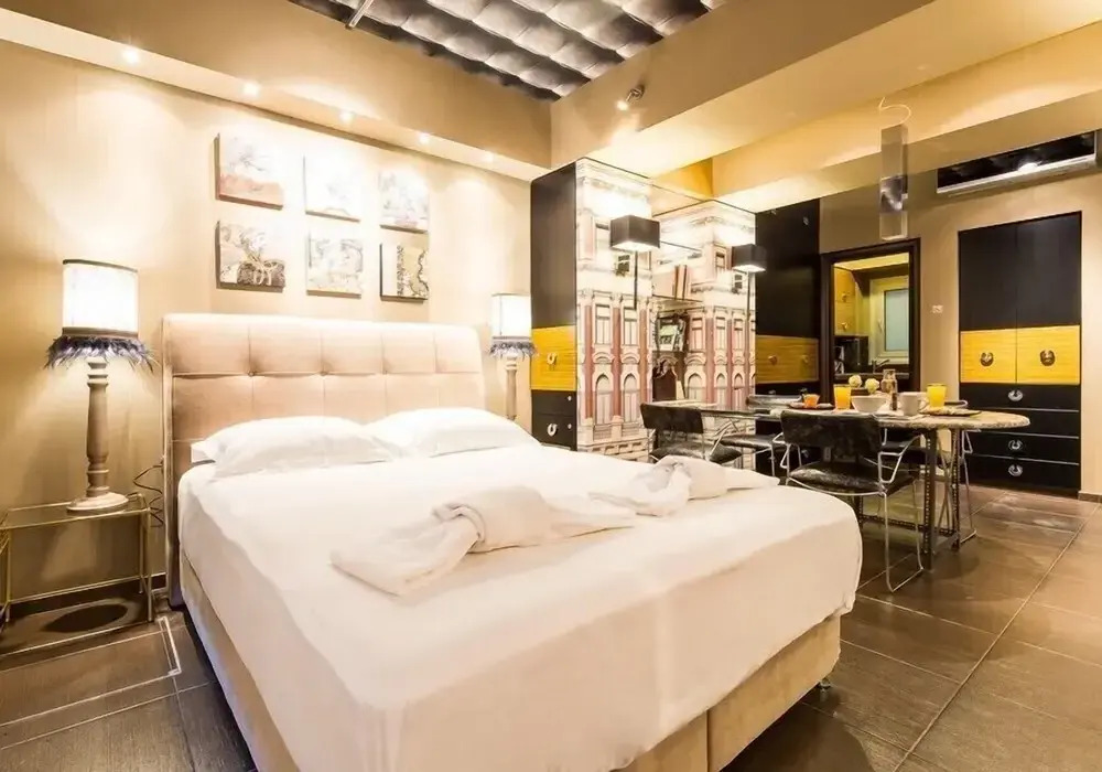 Outstanding studio in Kolonaki near the Metro