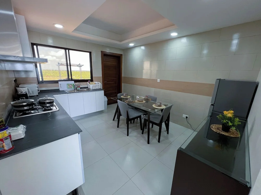Remarkable 3-bed Apartment in Zanzibar