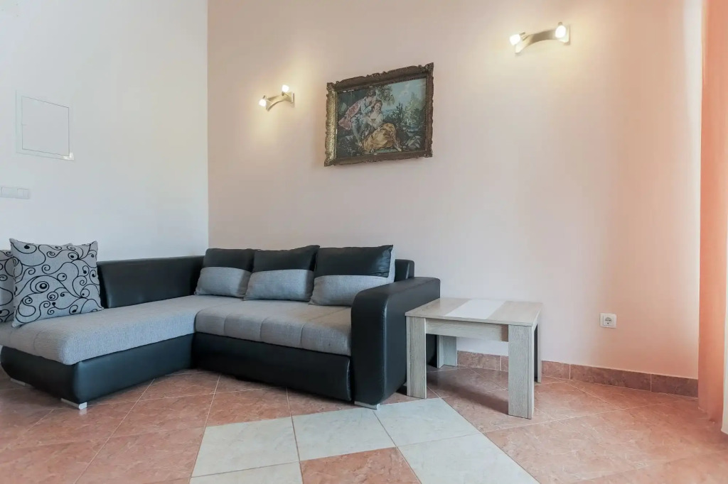 Apartments Goic