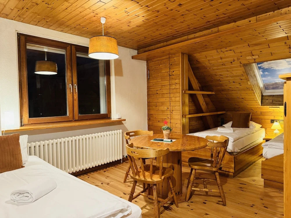 Hotel Nest