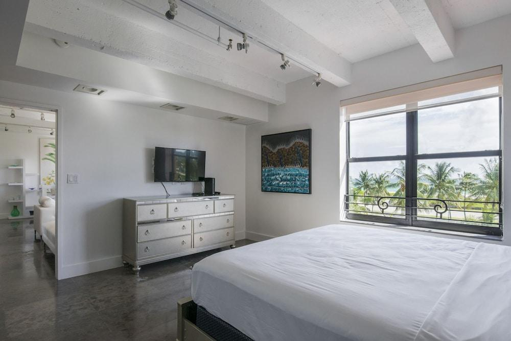 The Netherland 1 BR Condo on Ocean Drive - Miami Beach - RSM 42371