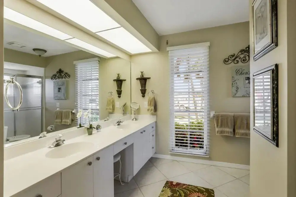 Plantation Court Home