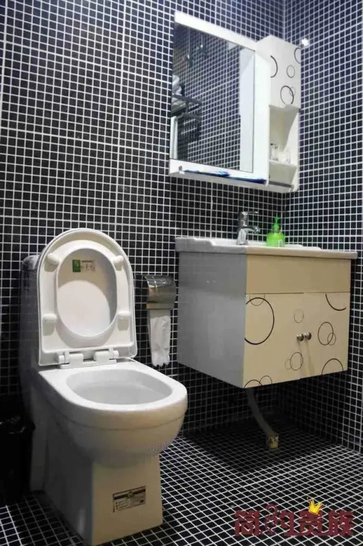 Simple Noble Hotel