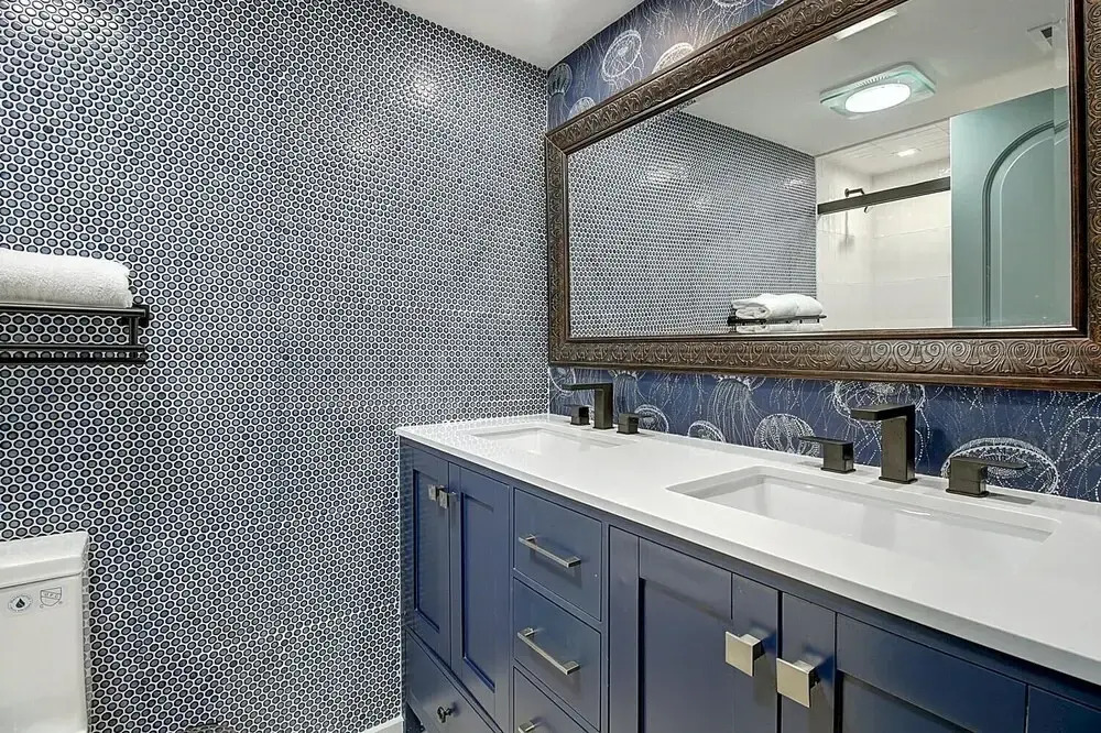 Channelview 117 1 Bedroom Condo by Redawning