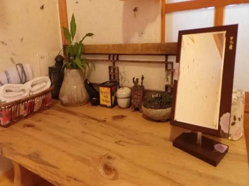 Majoongheon Hanok Guesthouse