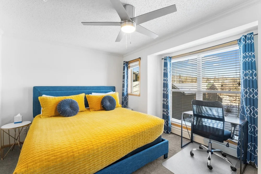 Saddle Ridge Townhomes #253 : 2
