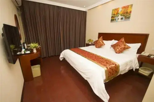 GreenTree Inn TaiAn Yingchun Road Dai Temple Express Hotel